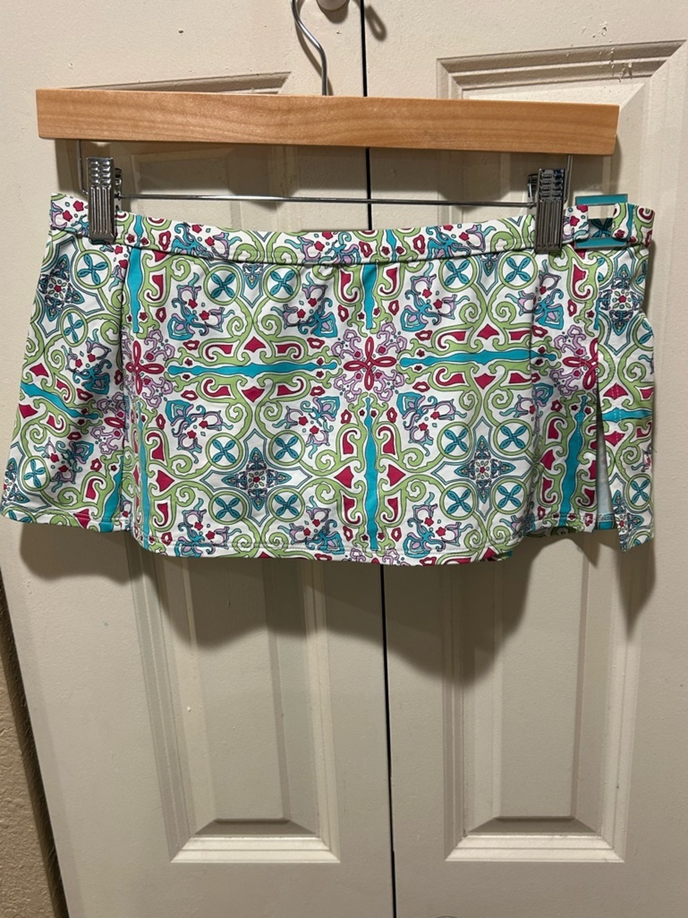 NWT‎ Tommy Bahama Skirted Hipster Bikini Bottom , Small